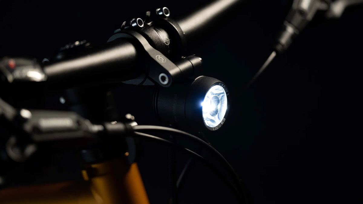 E3 Pure 3 dynamo headlight - upside down version