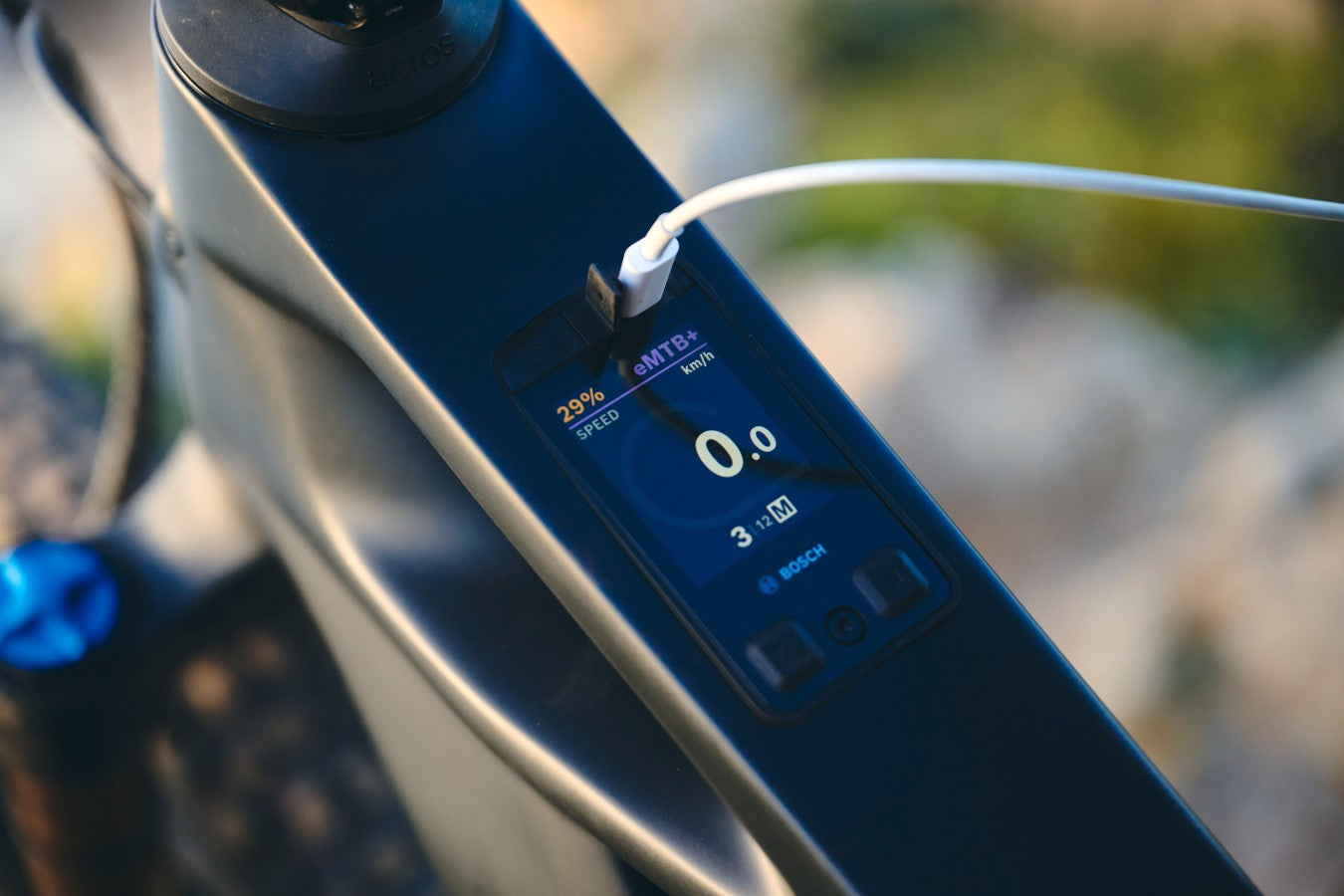 Bosch Kiox 400C remote and display